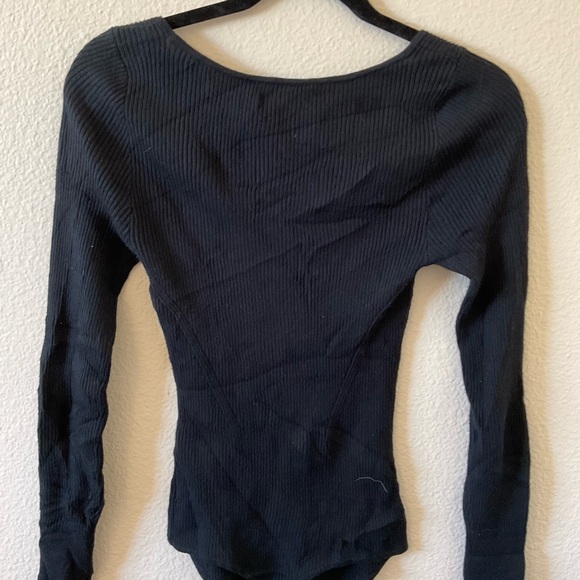 Abercrombie & Fitch long sleeve ribbed knit black body suit size M - Picture 7 of 8
